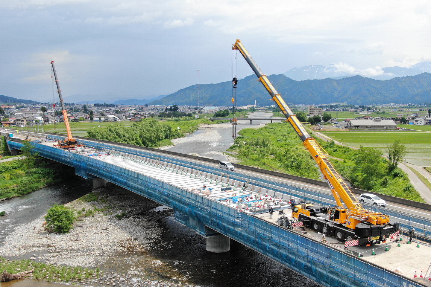 高速道路リニューアル事業での設計・施工管理の一括調達